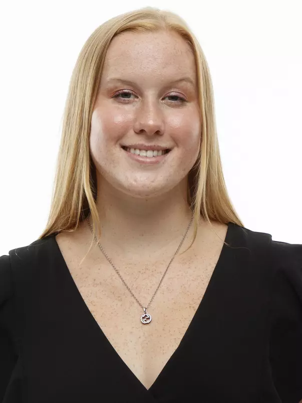KNOXVILLE, TN - September 05, 2022 - Grace Cable of the Tennessee Volunteers during the 2022 Photo Day in Knoxville, TN. Photo By John Golliher/Tennessee Athletics