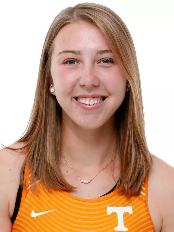 Kayla Anderson Headshot