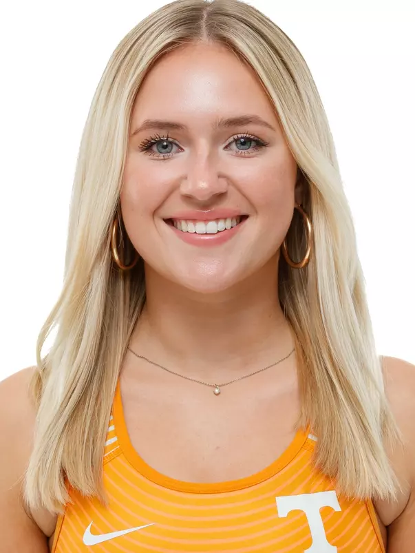 Audrey Bast Headshot