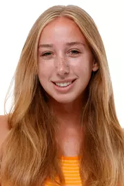 Alyssa Biernat Headshot