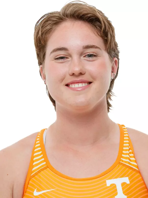 Lili Binetti Headshot