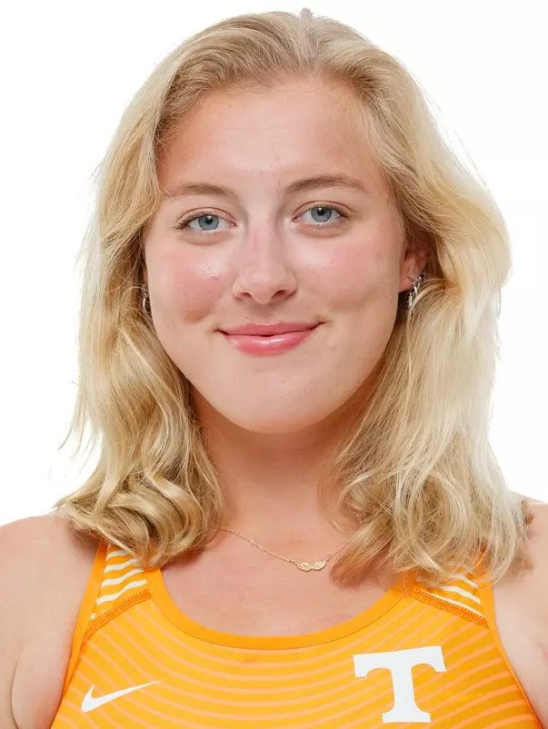 Allison Lea Headshot