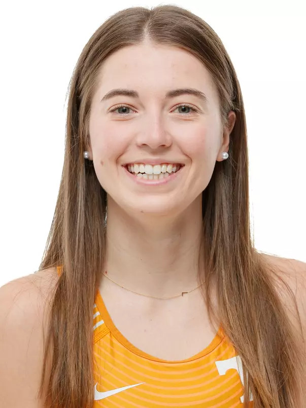 Elizabeth Walley Headshot