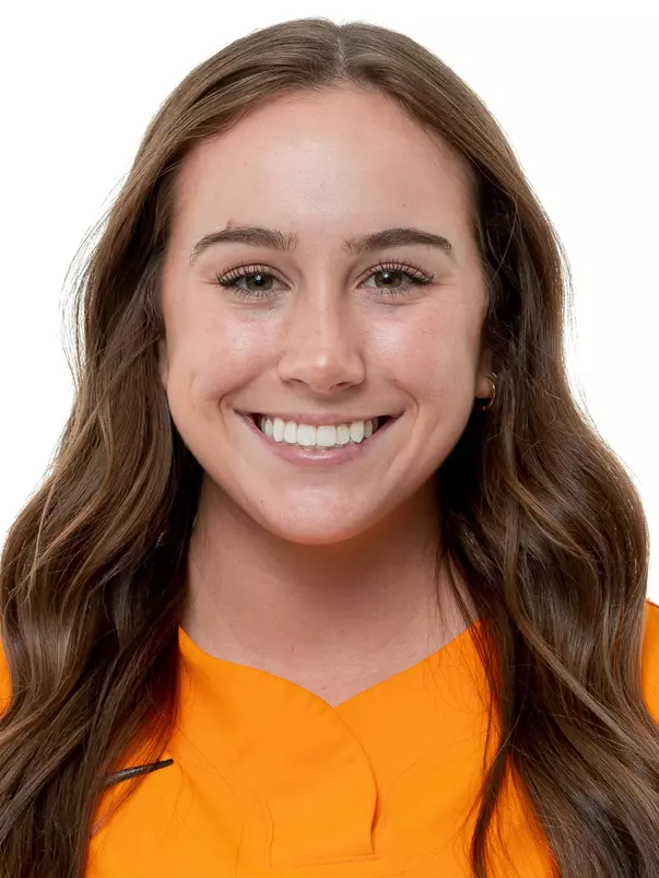 Alannah Leach Headshot 2024