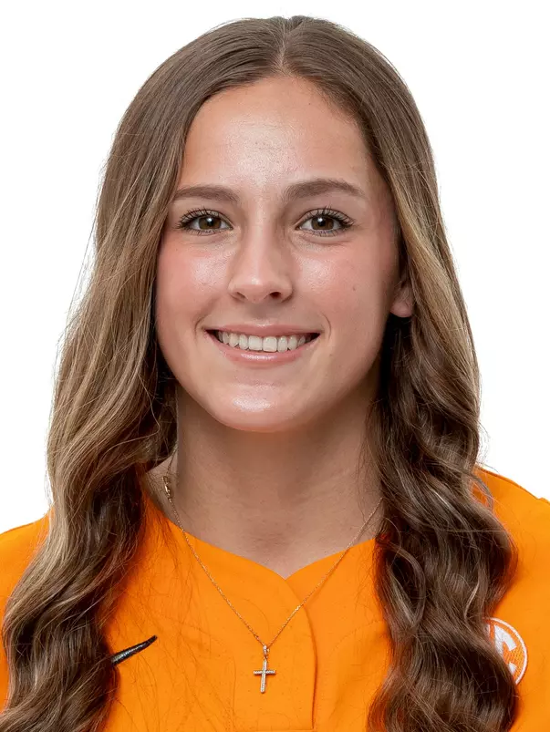 Amanda Ahlin Headshot 2024