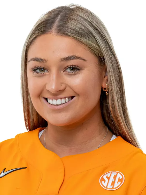 Charli Orsini Headshot 2024