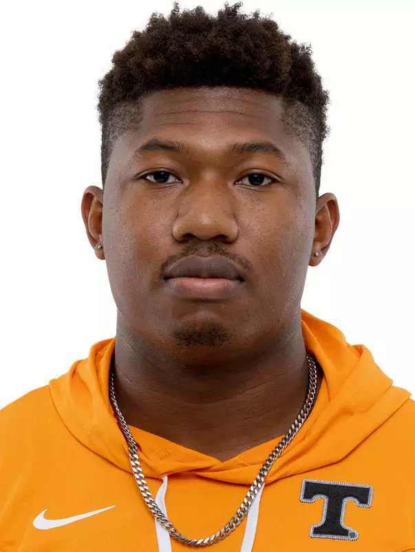KNOXVILLE, TN - September 07, 2022 - Israel Adesina of the Tennessee Volunteers headshot taken in Knoxville, TN. Photo By Andrew Ferguson/Tennessee Athletics