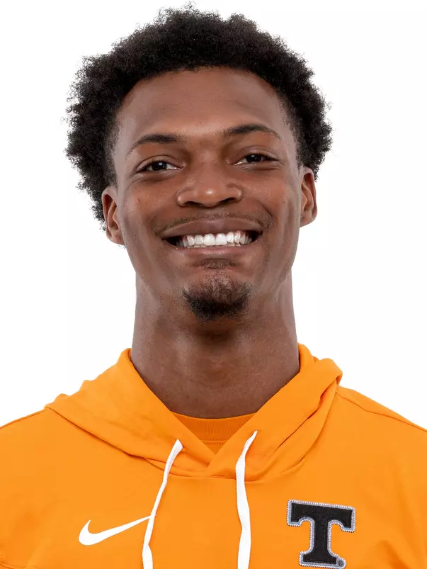 KNOXVILLE, TN - September 09, 2022 - Emmanuel Bynum of the Tennessee Volunteers portrait taken in Knoxville, TN. Photo By Andrew Ferguson/Tennessee Athletics