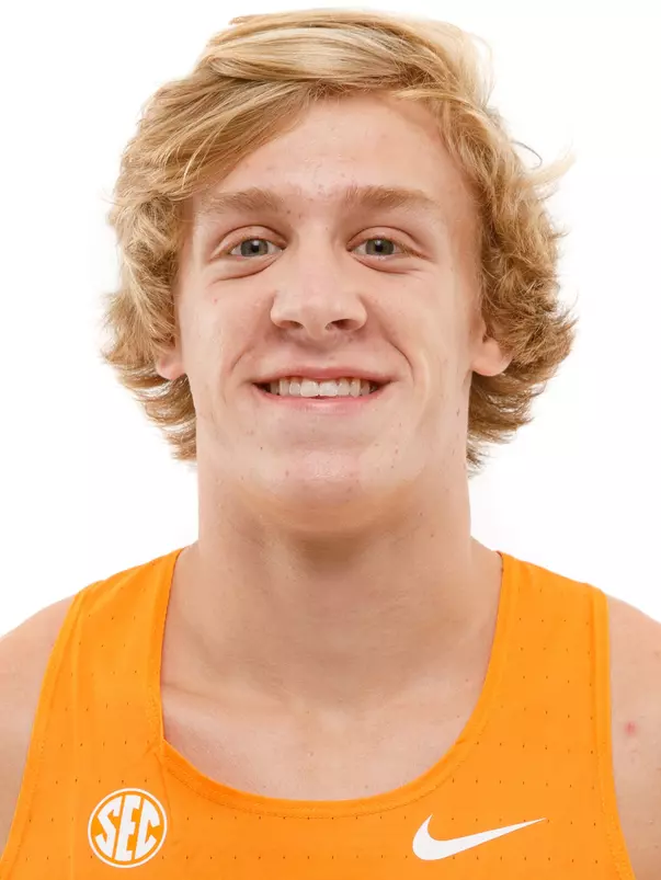 KNOXVILLE, TN - September 06, 2022 - Connor Henson of the Tennessee Volunteers headshot taken in Knoxville, TN. Photo By Kate Luffman/Tennessee Athletics