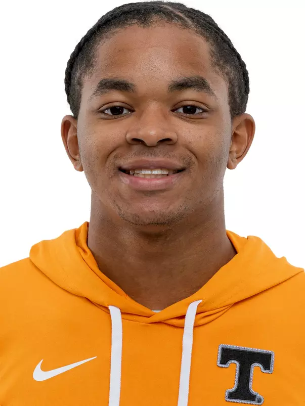 KNOXVILLE, TN - September 07, 2022 - Isaiah Monroe of the Tennessee Volunteers headshot taken in Knoxville, TN. Photo By Andrew Ferguson/Tennessee Athletics