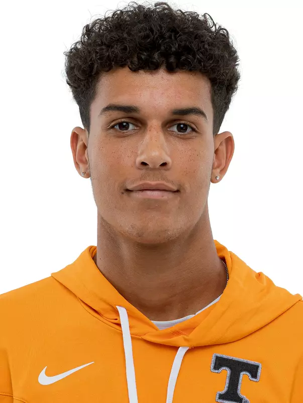 KNOXVILLE, TN - September 07, 2022 - Preston Ruth of the Tennessee Volunteers headshot taken in Knoxville, TN. Photo By Andrew Ferguson/Tennessee Athletics