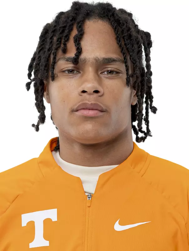 KNOXVILLE, TN - August 21, 2023 - Avaunt Ortiz of the Tennessee Volunteers headshot taken in Knoxville, TN. Photo By Andrew Ferguson/Tennessee Athletics