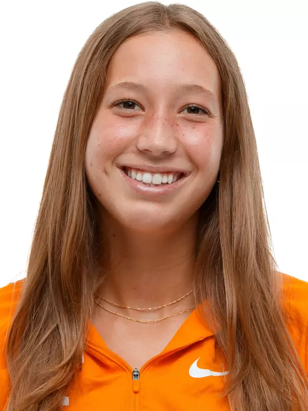 KNOXVILLE, TN - August 15, 2023 - Lia Pugsley of the Tennessee Volunteers headshot taken in Knoxville, TN. Photo By Emma Corona/Tennessee Athletics