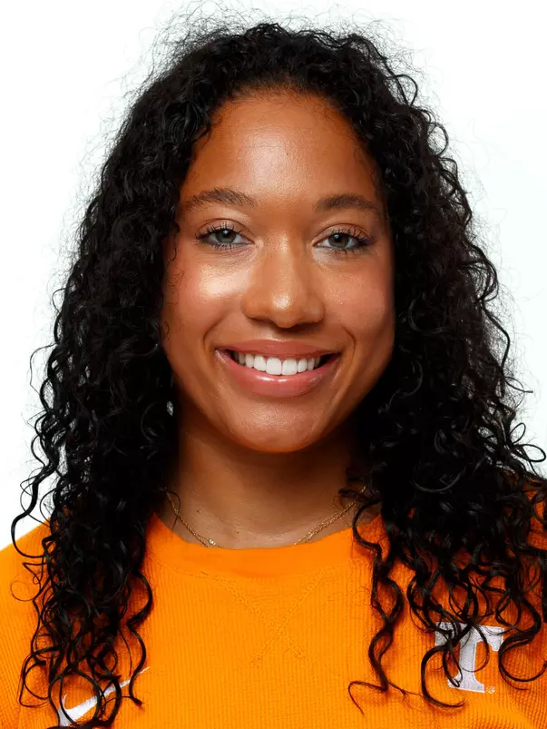 KNOXVILLE, TN - October 23, 2024 - Tiara Dye of the Tennessee Lady Volunteers headshot taken in Knoxville, TN. Photo By Kate Luffman/Tennessee Athletics