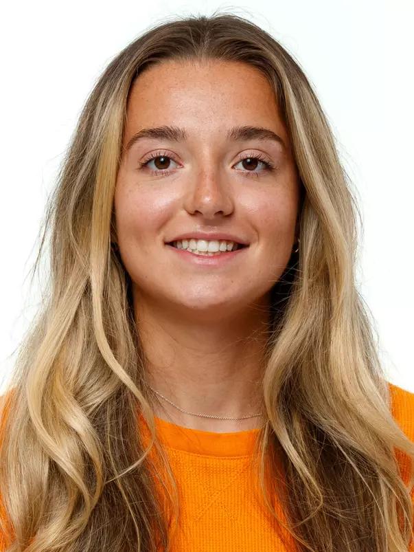 KNOXVILLE, TN - October 23, 2024 - Alex Pidgeon of the Tennessee Lady Volunteers headshot taken in Knoxville, TN. Photo By Kate Luffman/Tennessee Athletics