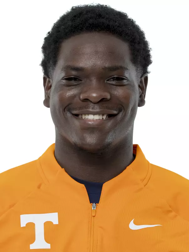 KNOXVILLE, TN - August 21, 2023 - Aaron Bell of the Tennessee Volunteers headshot taken in Knoxville, TN. Photo By Andrew Ferguson/Tennessee Athletics