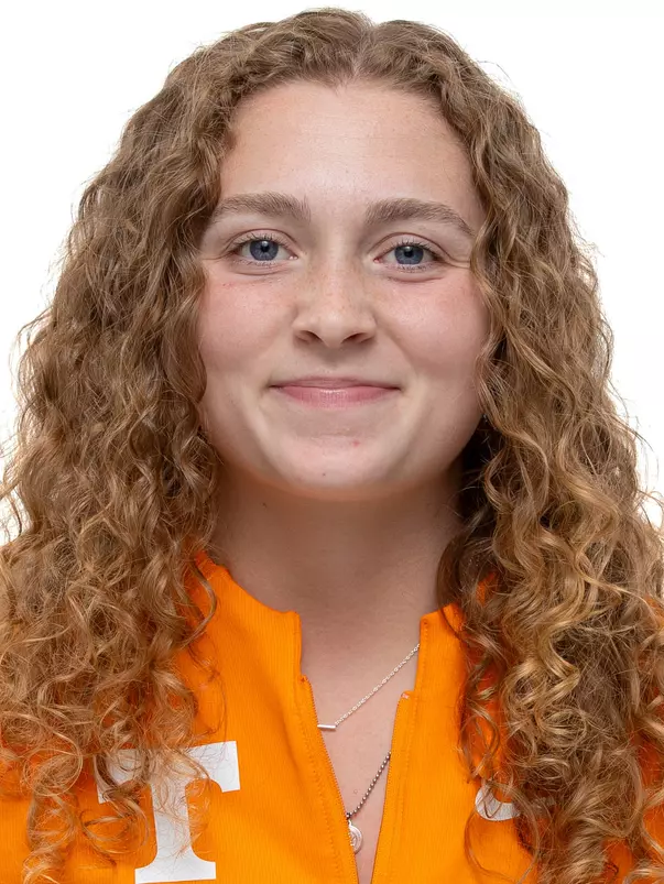 KNOXVILLE, TN - August 15, 2024 - Allison Buemi of the Tennessee Volunteers headshot taken in Knoxville, TN. Photo By Emma Ramsey/Tennessee Athletics