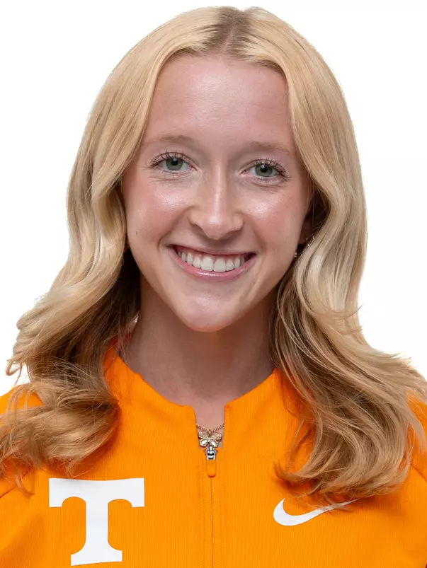 KNOXVILLE, TN - August 15, 2024 - Summer Schuster of the Tennessee Volunteers of the Tennessee Volunteers headshot taken in Knoxville, TN. Photo By Emma Ramsey/Tennessee Athletics