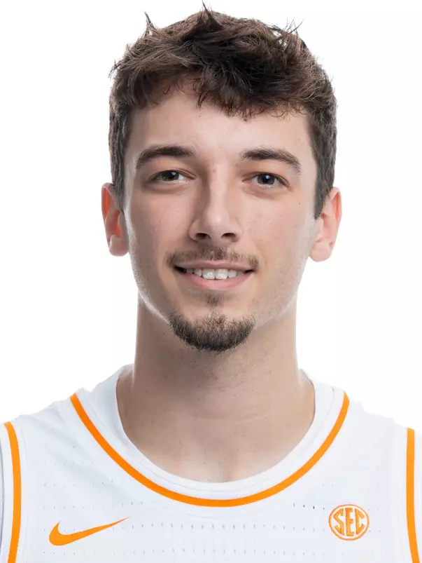 Ben Linnemeyer Headshot