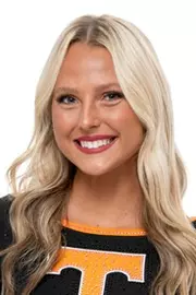 Sophie Lyons Headshot