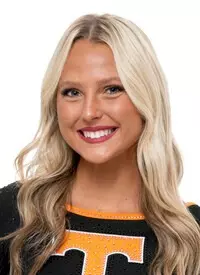 Sophie Lyons Headshot