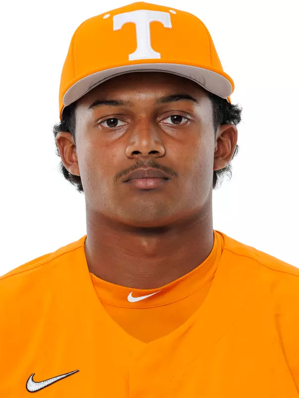 KNOXVILLE, TN - October 02, 2025 - Pitcher Ari Bethea #37 of the Tennessee Volunteers headshot taken in Knoxville, TN. Photo By Kate Luffman/Tennessee Athletics
