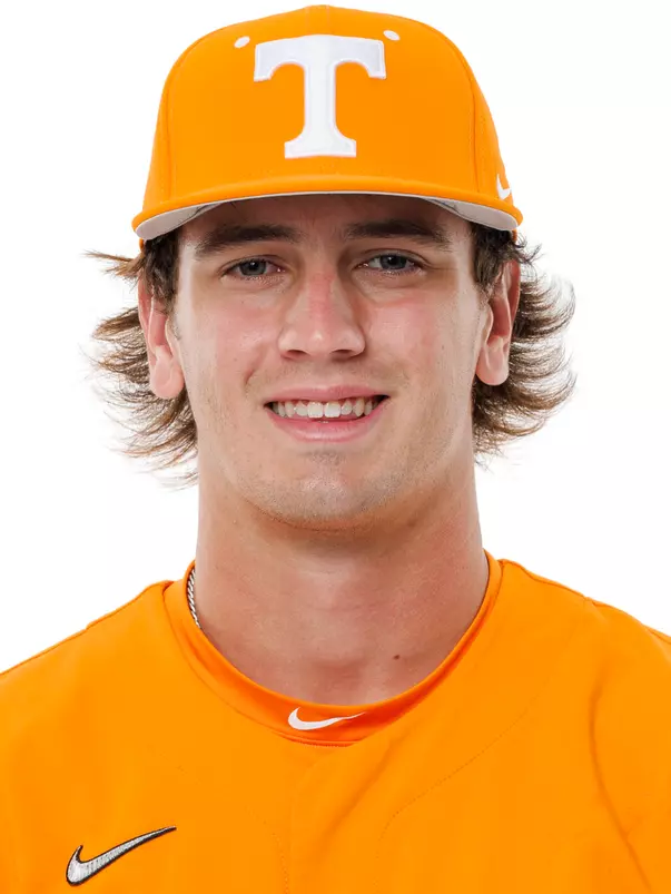 KNOXVILLE, TN - October 02, 2025 - Catcher/Outfielder Cash Williams #35 of the Tennessee Volunteers headshot taken in Knoxville, TN. Photo By Kate Luffman/Tennessee Athletics