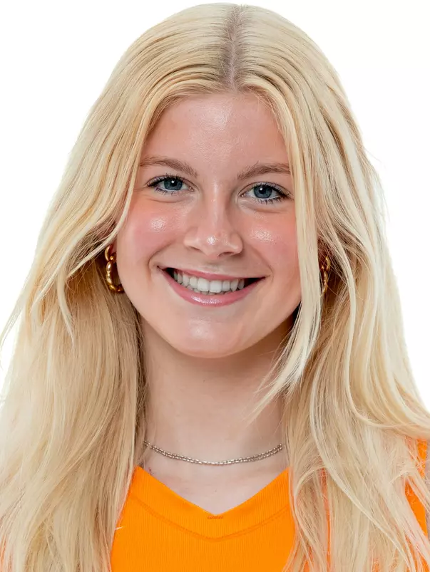 KNOXVILLE, TN - June 04, 2025 - Middle blocker Alaina Jarrett #10 of the Tennessee Lady Volunteers headshot taken in Knoxville, TN. Photo By Andrew Ferguson/Tennessee Athletics