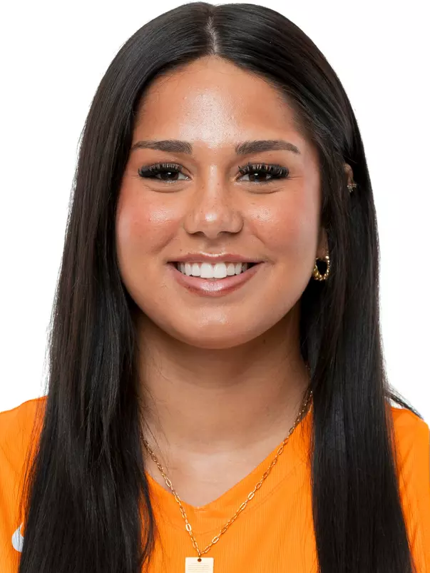 KNOXVILLE, TN - June 04, 2025 - Outside hitter Mackenzie Plante #6 of the Tennessee Lady Volunteers headshot taken in Knoxville, TN. Photo By Andrew Ferguson/Tennessee Athletics