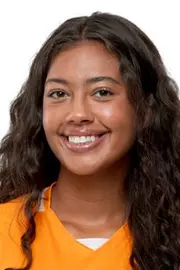 Ali Howard - Headshot