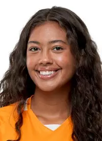 Ali Howard - Headshot