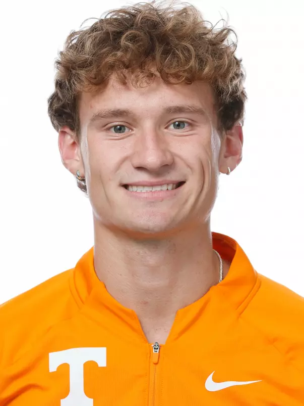 KNOXVILLE, TN - August 21, 2025 - Gavin Genisio of the Tennessee Volunteers headshot taken in Knoxville, TN. Photo By Kate Luffman/Tennessee Athletics
