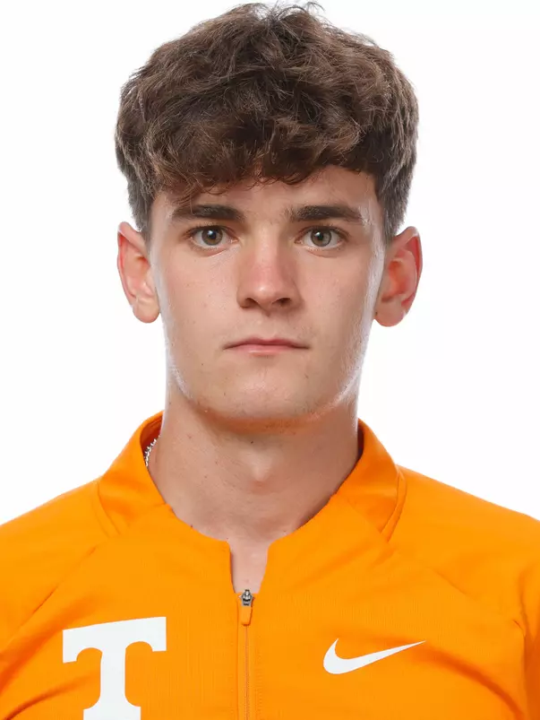 KNOXVILLE, TN - August 21, 2025 - Noah Harris of the Tennessee Volunteers headshot taken in Knoxville, TN. Photo By Kate Luffman/Tennessee Athletics