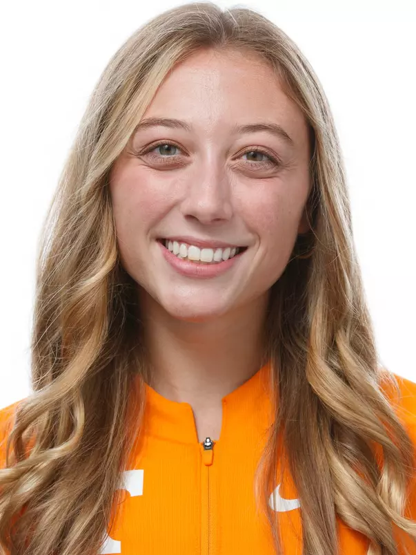 KNOXVILLE, TN - August 21, 2025 - Andie-Marie Jones of the Tennessee Volunteers headshot taken in Knoxville, TN. Photo By Kate Luffman/Tennessee Athletics