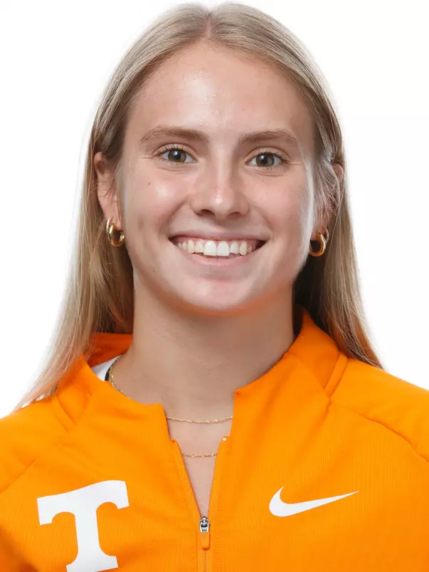 KNOXVILLE, TN - August 21, 2025 - Haley Loewe of the Tennessee Volunteers headshot taken in Knoxville, TN. Photo By Kate Luffman/Tennessee Athletics