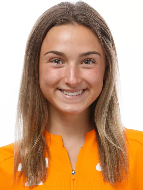 KNOXVILLE, TN - August 21, 2025 - Caroline Lyerly of the Tennessee Volunteers headshot taken in Knoxville, TN. Photo By Kate Luffman/Tennessee Athletics