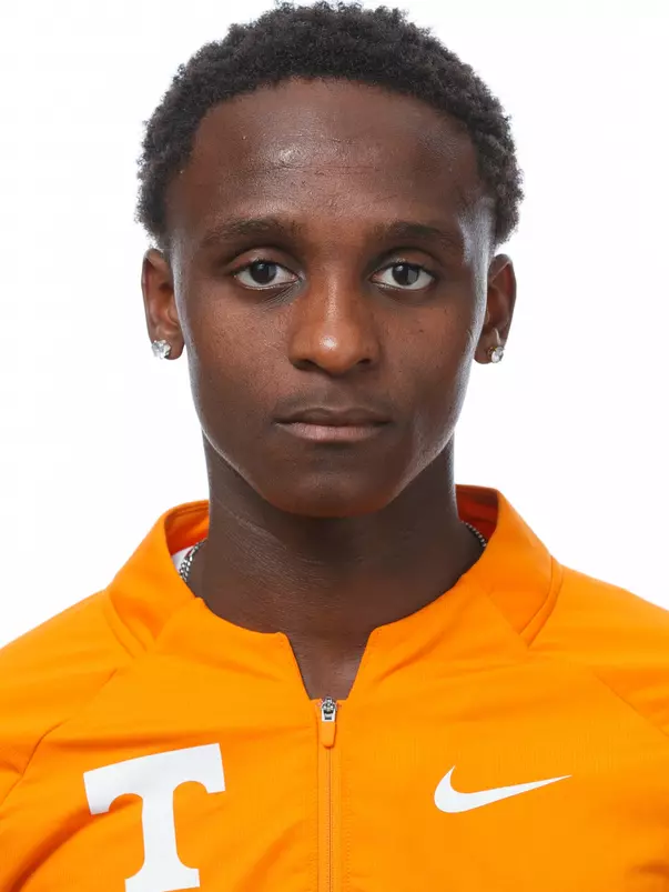 KNOXVILLE, TN - August 21, 2025 - Charli Mlotshwa of the Tennessee Volunteers headshot taken in Knoxville, TN. Photo By Kate Luffman/Tennessee Athletics