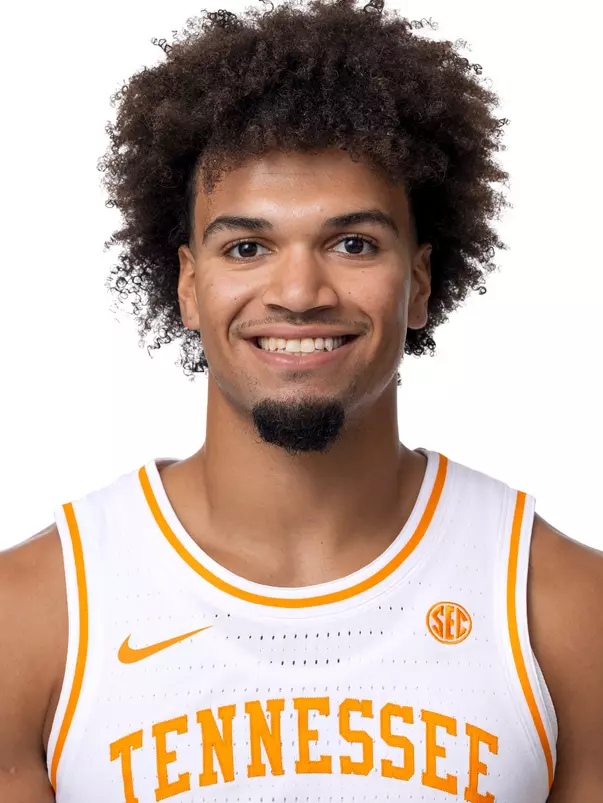 KNOXVILLE, TN - September 22, 2025 - Guard Ja’Kobi Gillespie #0 of the Tennessee Volunteers portrait taken during photo day in Knoxville, TN. Photo By Andrew Ferguson/Tennessee Athletics