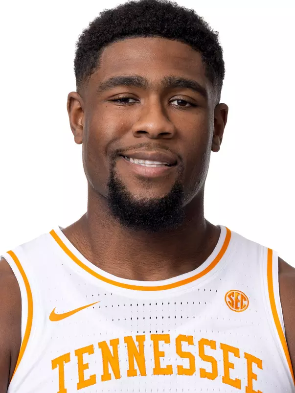KNOXVILLE, TN - September 22, 2025 - Forward Jaylen Carey #23 of the Tennessee Volunteers portrait taken during photo day in Knoxville, TN. Photo By Andrew Ferguson/Tennessee Athletics