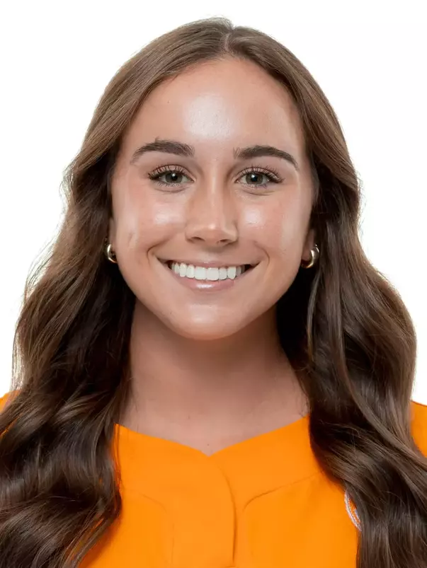 Leach_Alannah Headshot 2026