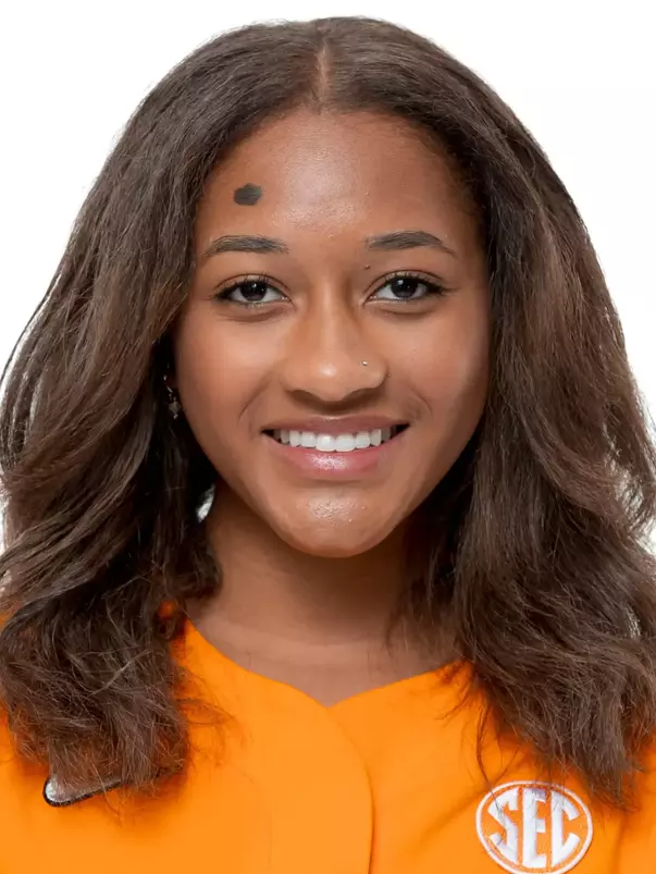 Morgan_Saviya Headshot 2026