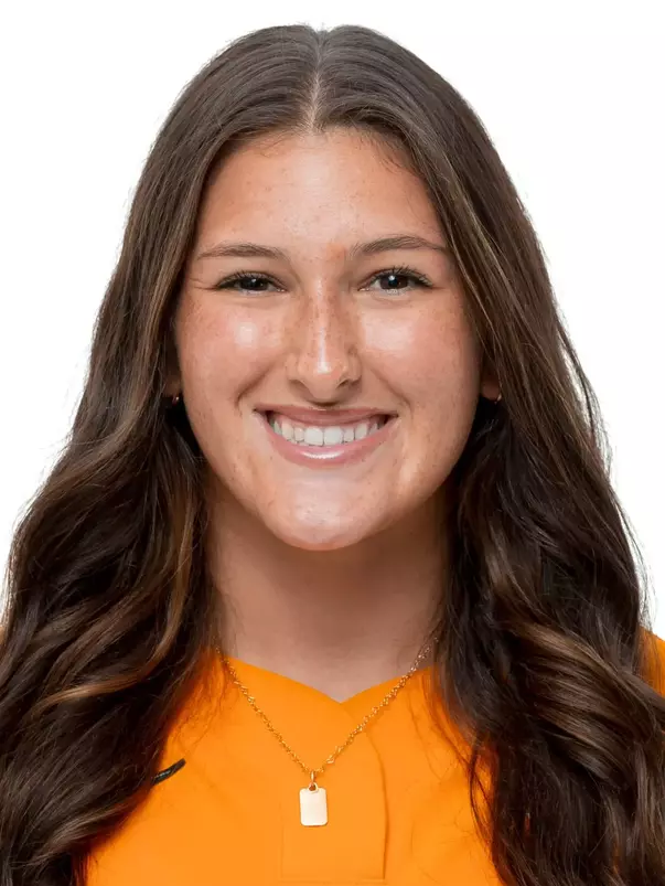 Sarvis_Camryn Headshot 2026