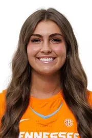 Lauren Hurst Head Shot 25-26