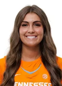 Lauren  Hurst Head Shot 25-26