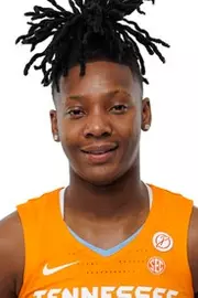 Talaysia Cooper Head Shot 25-26 v2