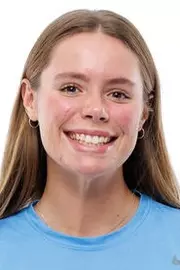 Alexandra Axten Headshot