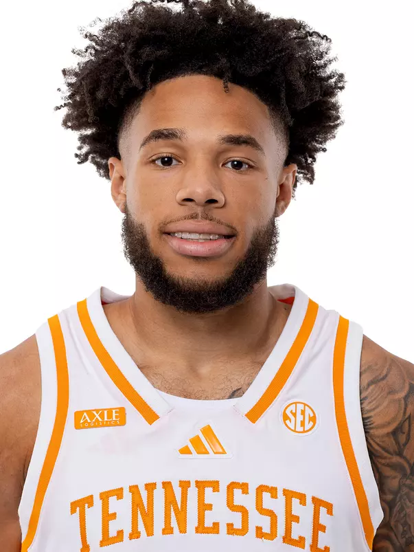 Troy Henderson Headshot 2026-27