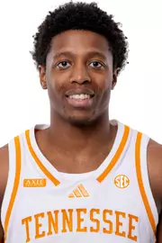 Dai Dai Ames Headshot 2026-27