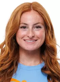 Brooke Busk Headshot