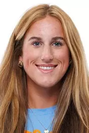 Abby Fowler Headshot